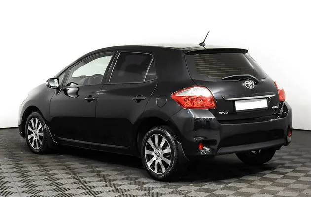 Toyota Auris I Рестайлинг, фото №4