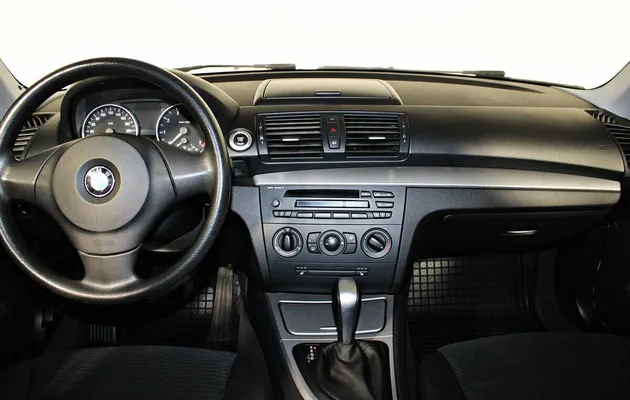 BMW 1 серии 116i I (E81/E82/E87/E88) Рестайлинг, фото №5