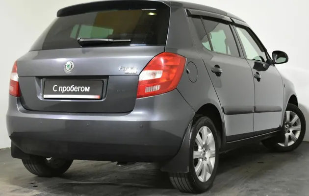 Skoda Fabia II Рестайлинг, фото №4