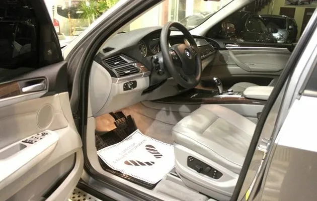 BMW X5 II (E70), фото №7