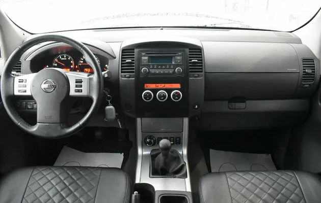 Nissan Pathfinder III Рестайлинг, фото №6
