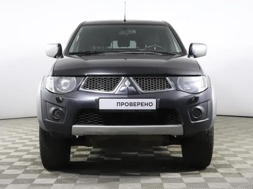 Mitsubishi L200