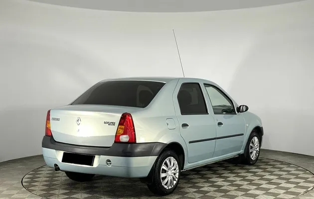 Renault Logan, фото №2