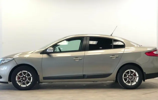 Renault Fluence I Рестайлинг, фото №2