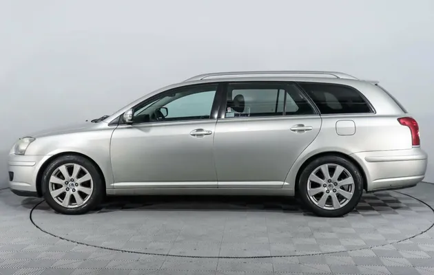 Toyota Avensis II Рестайлинг, фото №2