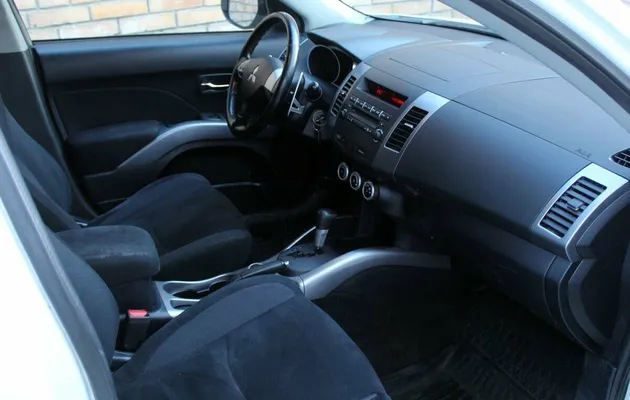 Mitsubishi Outlander II, фото №5