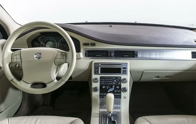 Volvo XC70, фото №10