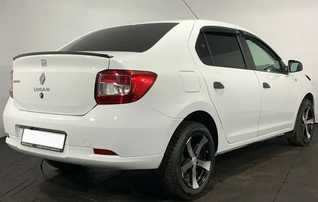 Renault Logan II Рестайлинг, фото №4