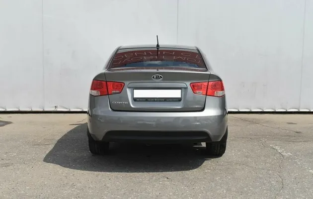Kia Cerato 5-speed II, фото №3