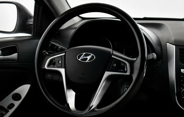  Hyundai Solaris, фото №8