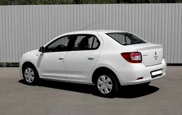 Renault Logan II, фото №4