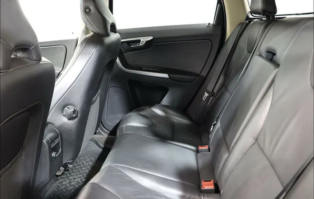 Volvo XC60, фото №11