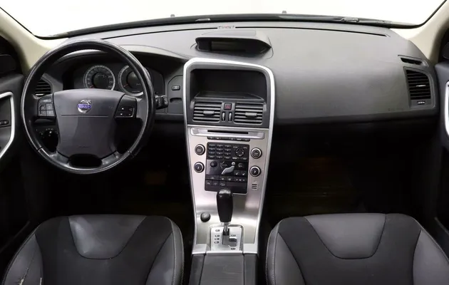Volvo XC60, фото №9
