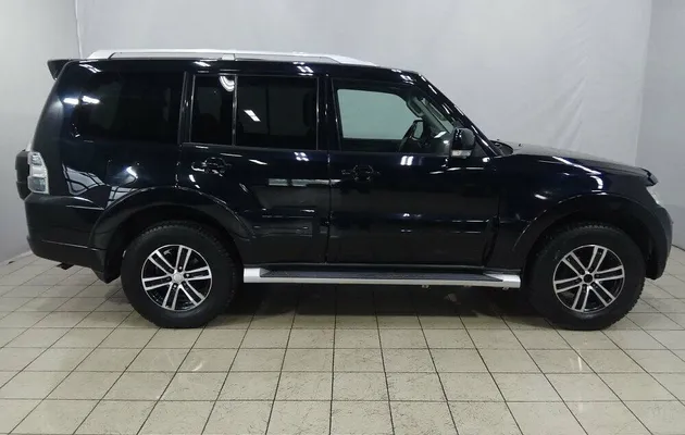 Mitsubishi Pajero IV, фото №2