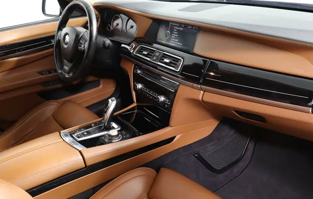 BMW 7 серия, фото №12