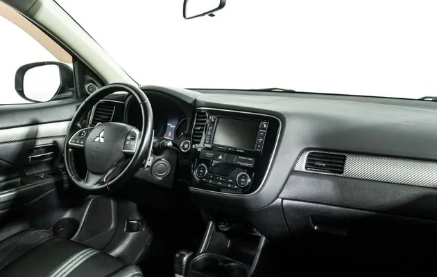 Mitsubishi Outlander, фото №5