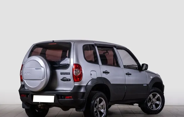 Chevrolet NIVA I Рестайлинг, фото №2