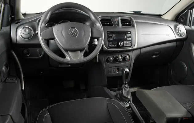 Renault Logan II, фото №5