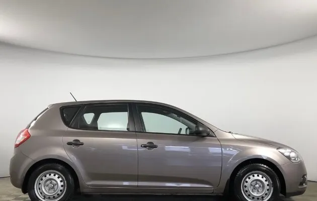 Kia Ceed, фото №2