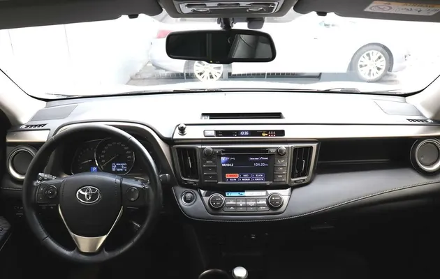 Toyota RAV 4, фото №9