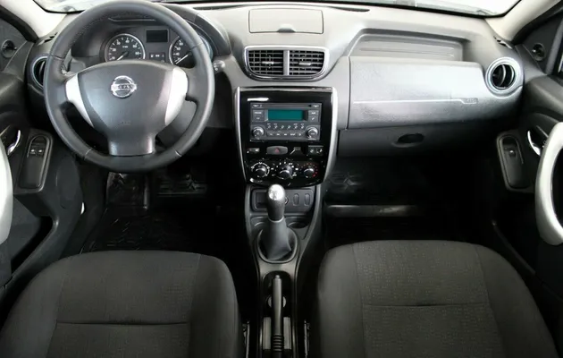 Nissan Terrano III (D10), фото №5