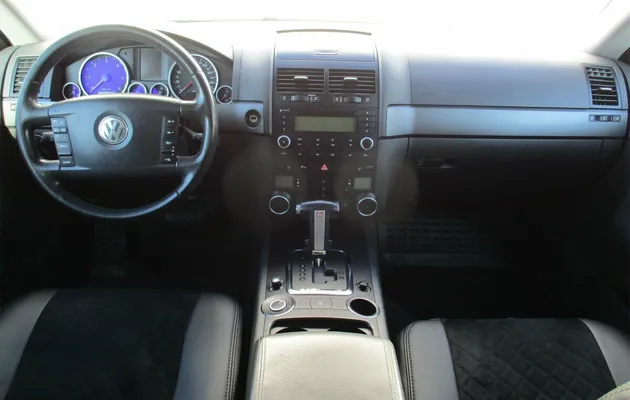 Volkswagen Touareg I Рестайлинг, фото №6