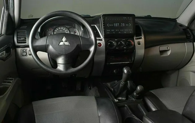 Mitsubishi pajero sport, фото №6