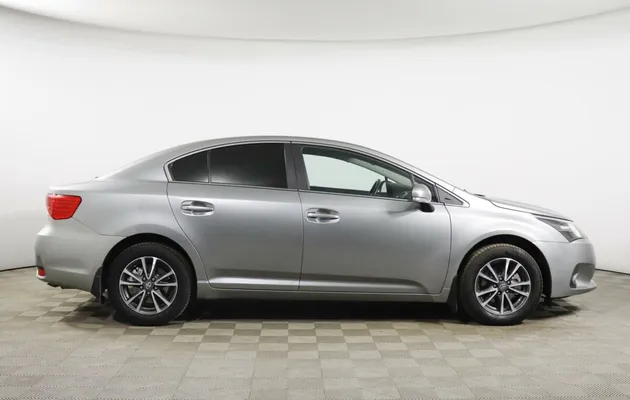 Toyota Avensis, фото №4