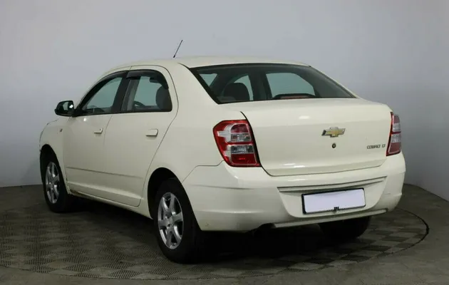 Chevrolet Cobalt II, фото №4