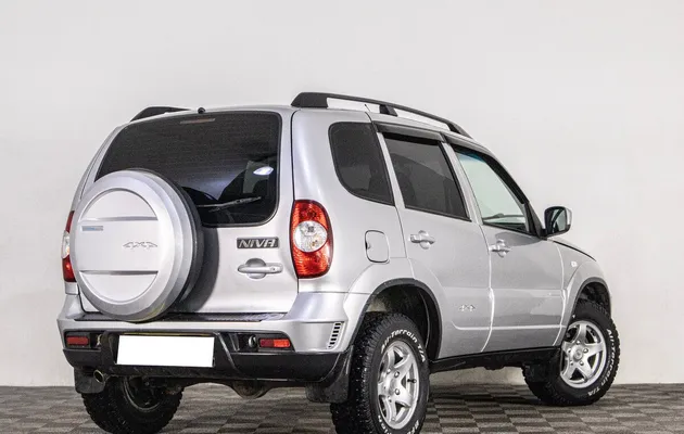 Chevrolet NIVA I Рестайлинг, фото №2