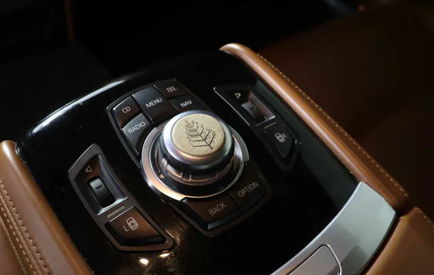 BMW 7 серия, фото №14