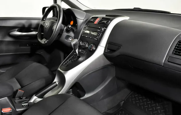 Toyota Auris I Рестайлинг, фото №6