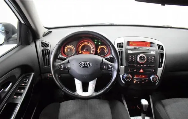 Kia Ceed, фото №4