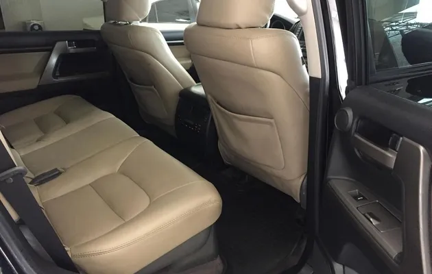 Toyota Land Cruiser 200 Series, фото №11