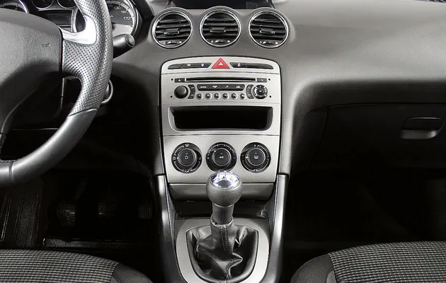 Peugeot 408, фото №9