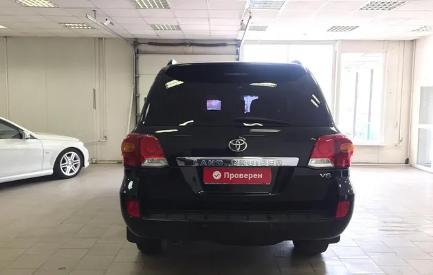 Toyota Land Cruiser 200 Series, фото №5