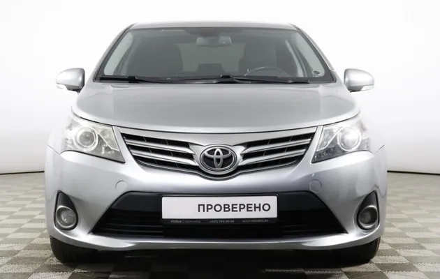 Toyota Avensis, фото №1
