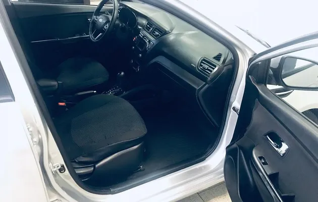 Kia Rio III, фото №8
