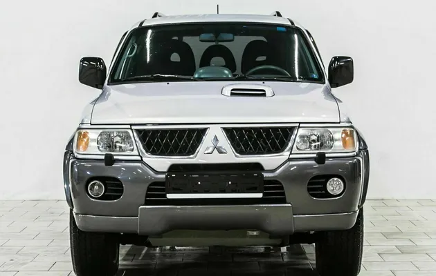 Mitsubishi pajero sport, фото №2