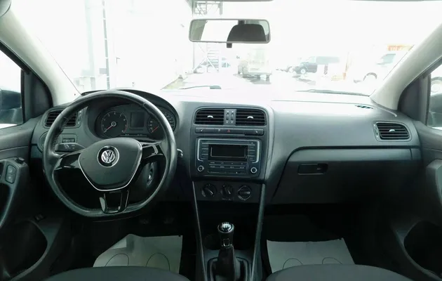 Volkswagen Polo V Рестайлинг, фото №5