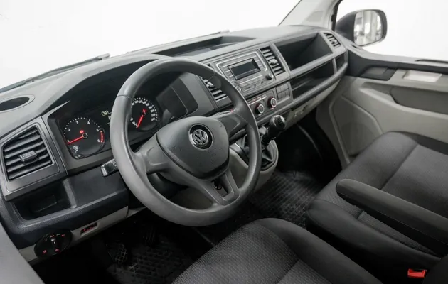 Volkswagen Caravelle T6, фото №5