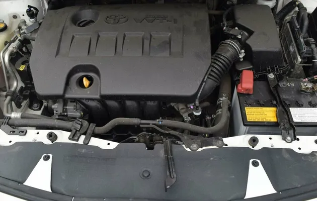 Toyota auris i рестайлинг, фото №17
