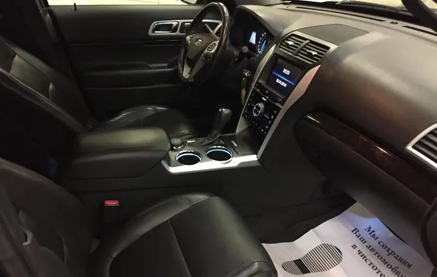 Ford Explorer V, фото №9