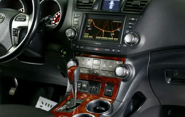 Toyota highlander ii (u40) рестайлинг, фото №9
