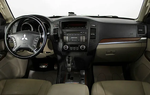 Mitsubishi Pajero IV, фото №5