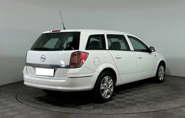 Opel Astra, фото №2