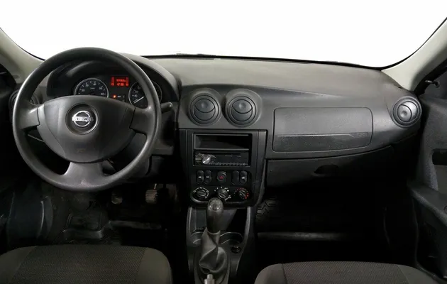 Nissan Almera III (G15), фото №5