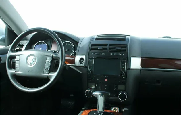 Volkswagen Touareg I Рестайлинг, фото №7