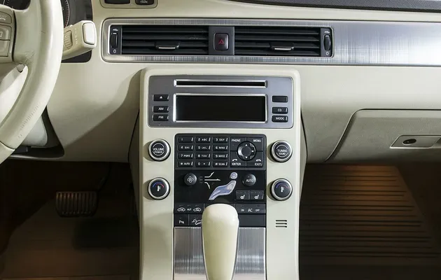 Volvo XC70, фото №11