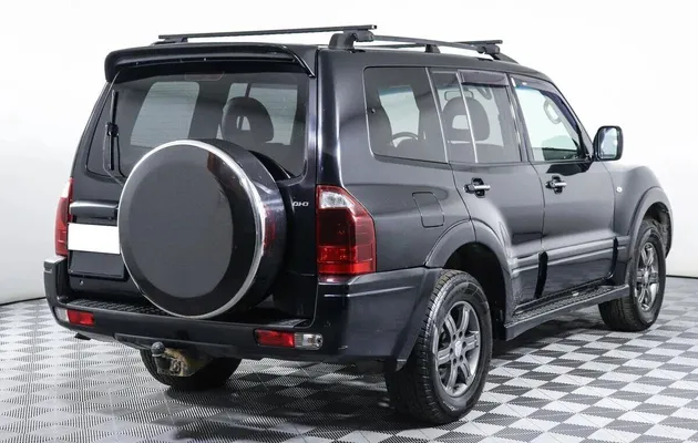 Mitsubishi Pajero, фото №2